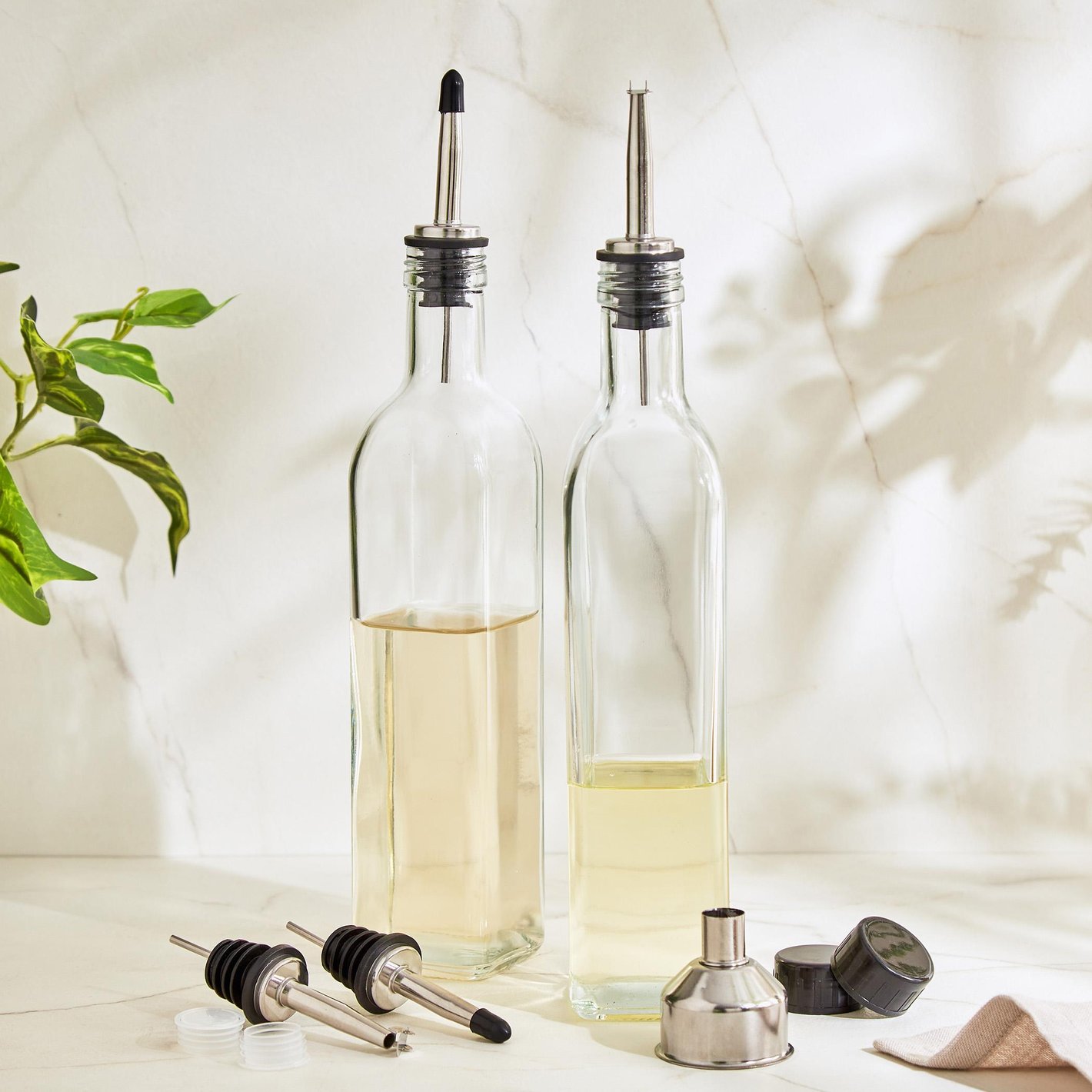 Pamolive 5Pcs Glass Oil Bottle Set